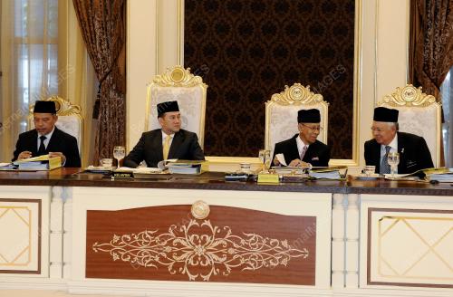 KL21_08112012_MESYUARAT_RAJA