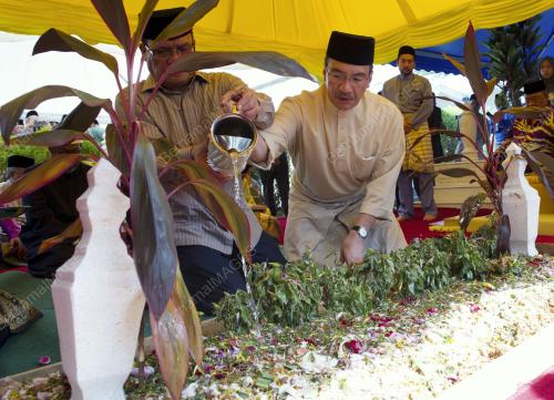 KL21_09042015_TAHLIL