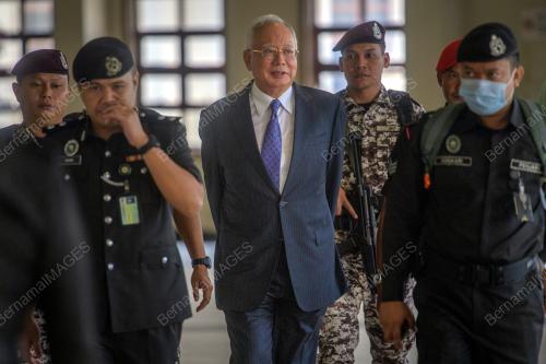 DATUK SERI NAJIB TUN RAZAK