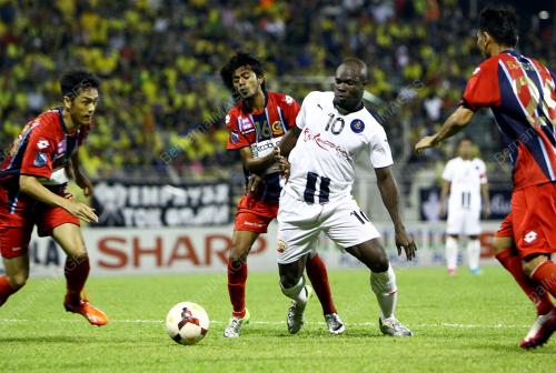 KL21_10062014_BOLA