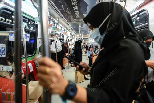 KEADAAN HARI PERTAMA PENGANGKUTAN AWAM PADA FASA DUA