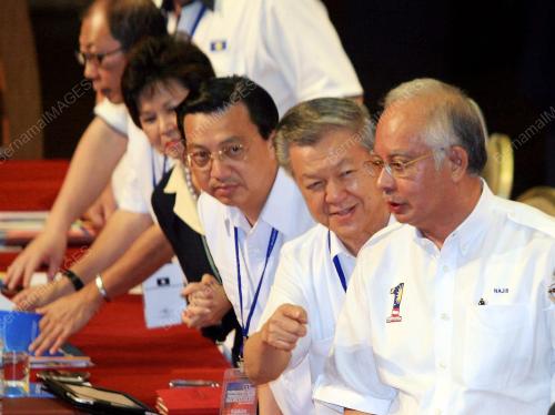 NAJIB TUN RAZAK