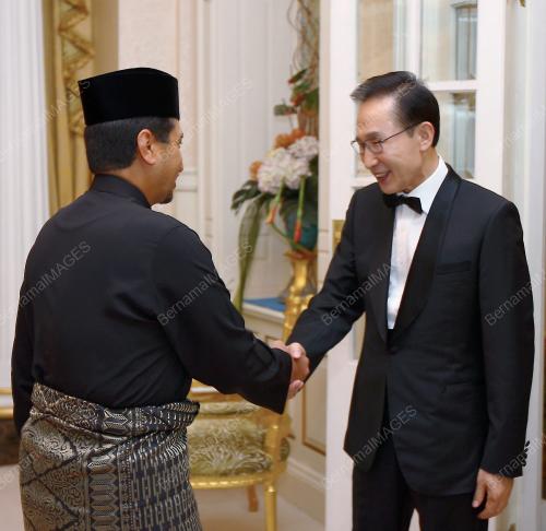 TUANKU MIZAN ZAINAL ABIDIN
