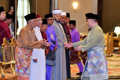 KL21_11052018_AGONG