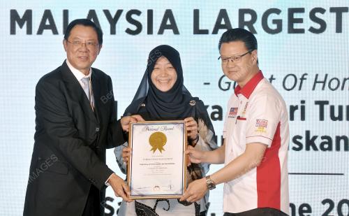KL21_11062016_PET_WORLD