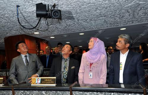 KL21_11072017_PARLIMEN