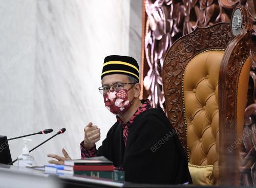 DATUK AZHAR AZIZAN HARUN