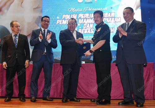 KL21_11122017_IKRAR_BN201712103811