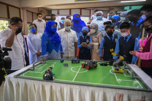 DATUK SERI IDRIS JUSOH