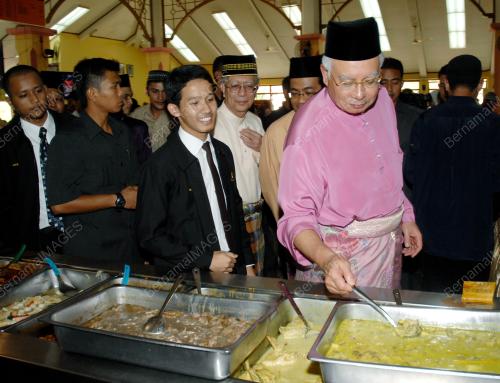 MOHD NAJIB TUN ABDUL RAZAK