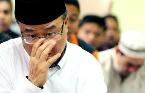 KL21_12032014_MSN_SOLAT