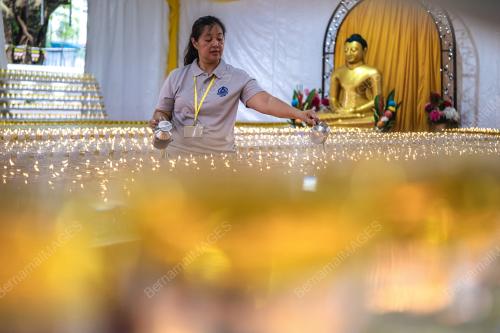 HARI WESAK