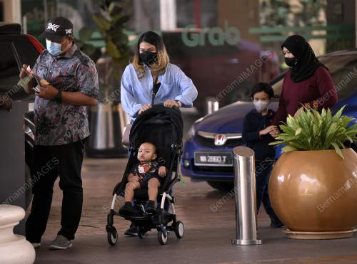 FAKTOR KEWANGAN HALANG IBU BAPA MILIKI RAMAI ANAK