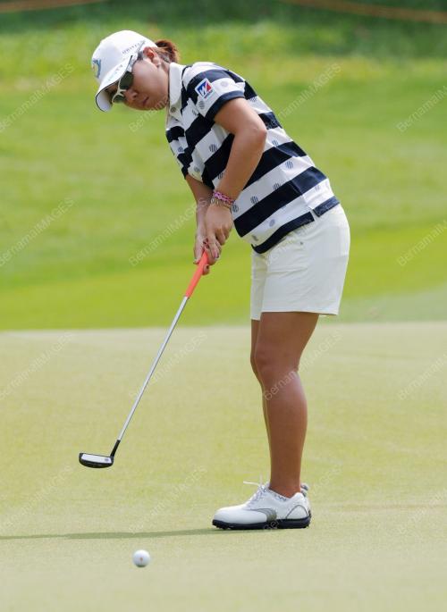 KL21_12102012_GOLF_LPGA