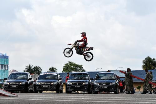 KL21_12112017_RED_WARRIOR