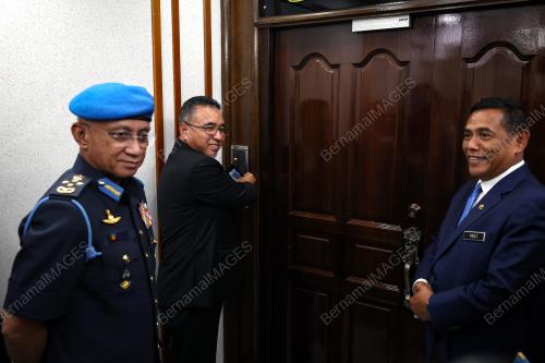 ADLY ZAHARI