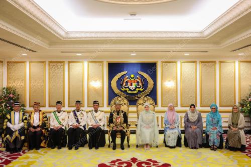 AL-SULTAN ABDULLAH RI'AYATUDDIN AL-MUSTAFA BILLAH SHAH