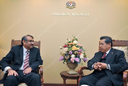 KL21_13062012_PARLIMEN