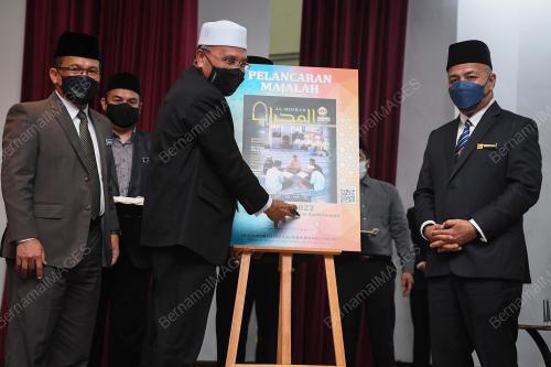 DATUK IDRIS AHMAD