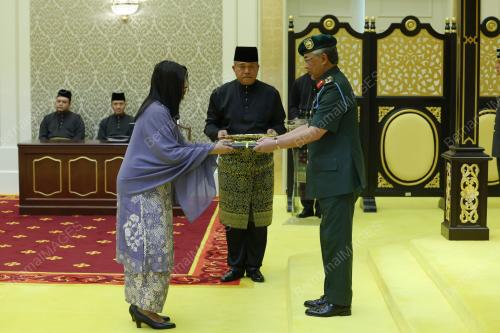 AL-SULTAN ABDULLAH RI'AYATUDDIN AL-MUSTAFA BILLAH SHAH