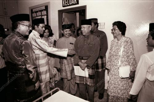 DATO' SERI DR. MAHATHIR BIN MOHAMAD