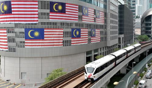 KL21_13082013_BENDERA