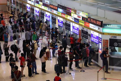 TIKET PENGANGKUTAN AWAM LARIS DIJUAL