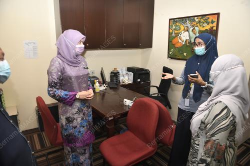 DATUK SERI RINA MOHD HARUN