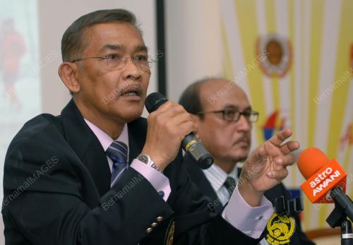 SIDANG AKHBAR FAM