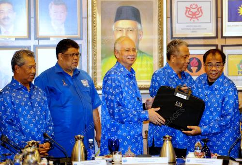 KL21_15042013_BN_PERLIS