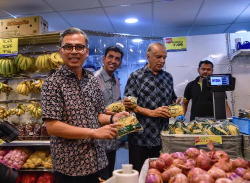 FAHMI FADZIL