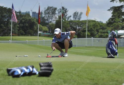 KL21_16022016_GOLF_MAYBANK