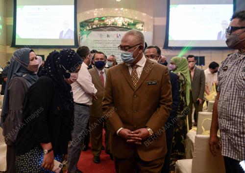TAN SRI NOH OMAR