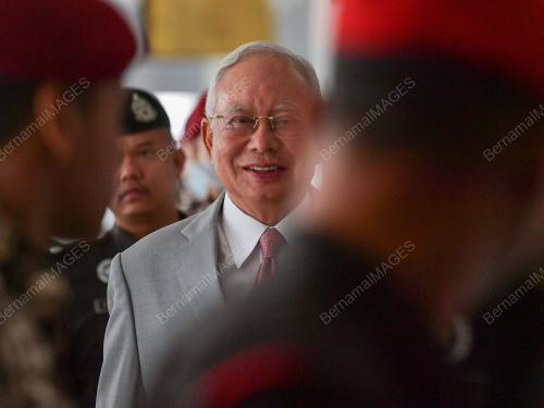 DATUK SERI NAJIB TUN RAZAK