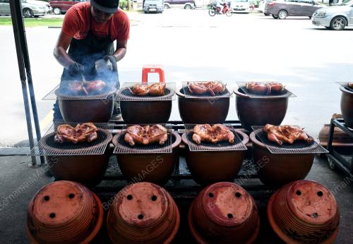 KL21_17052018_AYAM