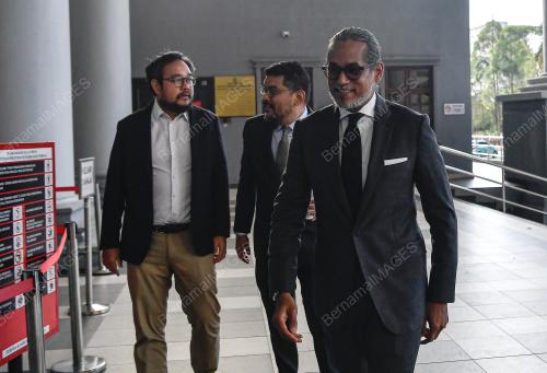 KHAIRY JAMALUDDIN