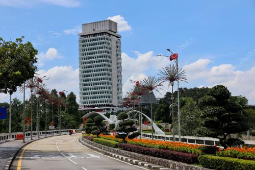 PEMBENTANGAN BELANJAWAN 2025
