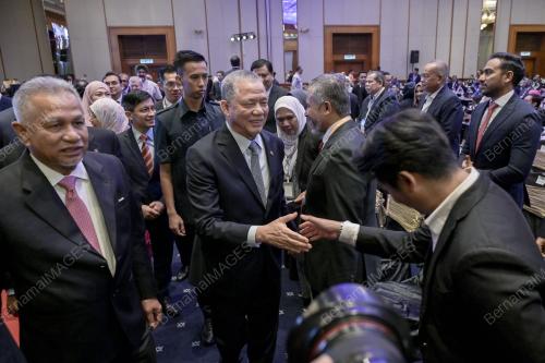 DATUK SERI FADILLAH YUSOF