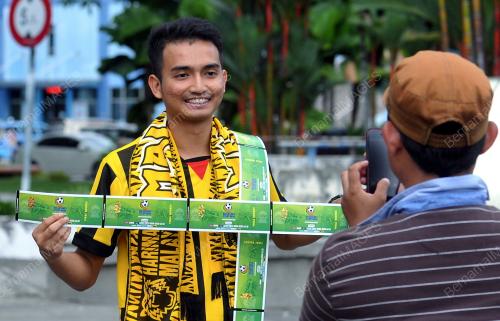KL21_18122014_AFF