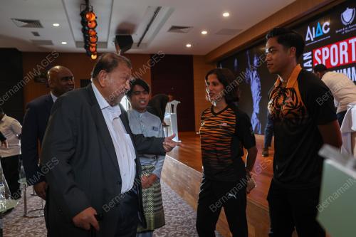 TUNKU TAN SRI IMRAN JAAFAR
