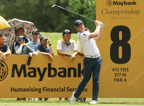 KL21_19022016_GOLF_MAYBANK
