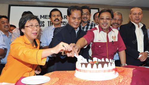KL21_19092012_CUEPACS