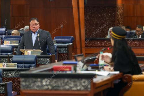 DATUK SERI TIONG KING SING