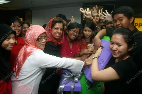SHAHRIZAT ABDUL JALIL