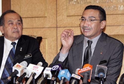 HISHAMMUDDIN TUN HUSSEIN
