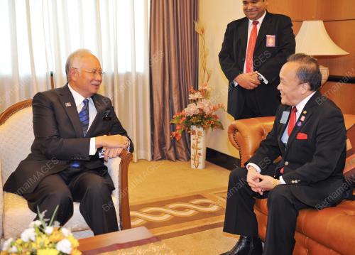 KL21_20112014_ROTARY