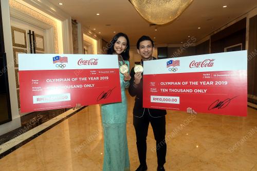 MAJLIS MAKAN MALAM TAHUNAN DAN MALAM ANUGERAH MAJLIS OLIMPIK MALAYSIA KE-26