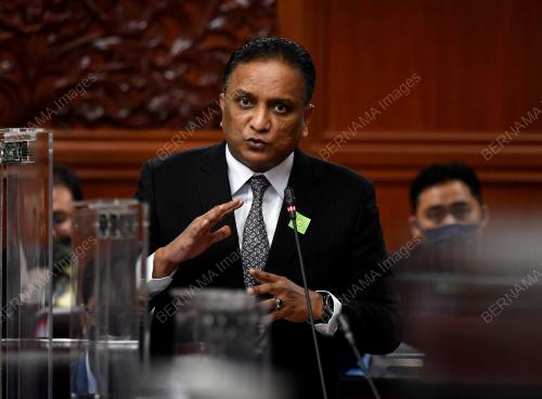 DATUK SERI REEZAL MERICAN NAINA MERICAN  