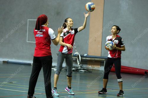 KL21_21022017_BOLA_JARING