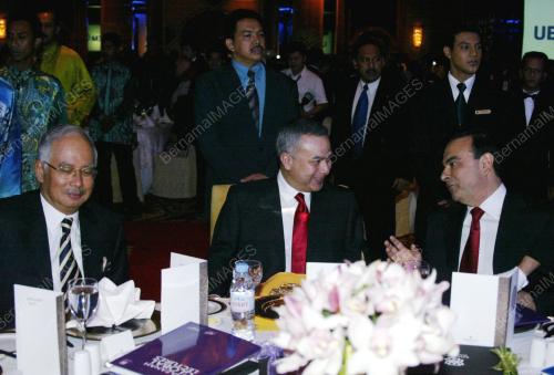 RAJA DR NAZRIN SHAH